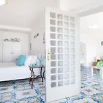 De Vivo Realty - Russo *