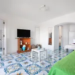 De Vivo Realty - Russo فيلة