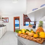 فيلة De Vivo Realty - Russo *