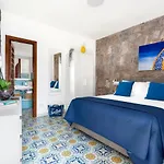 De Vivo Realty - Russo *