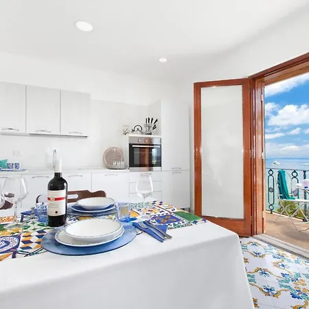 De Vivo Realty - Russo Nerano