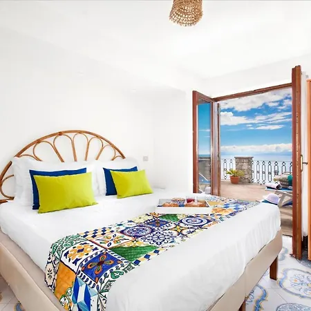 De Vivo Realty - Russo Villa