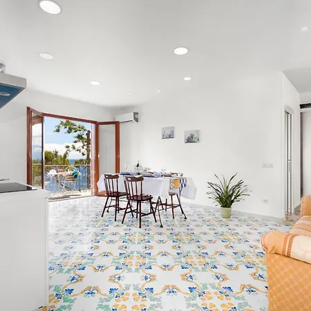 De Vivo Realty - Russo Villa Nerano